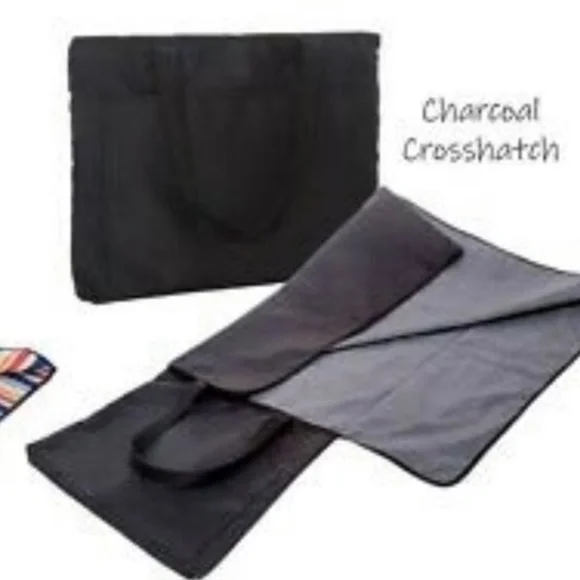 Thirty-One Fold N' Fun Mat - Picture 2 of 3